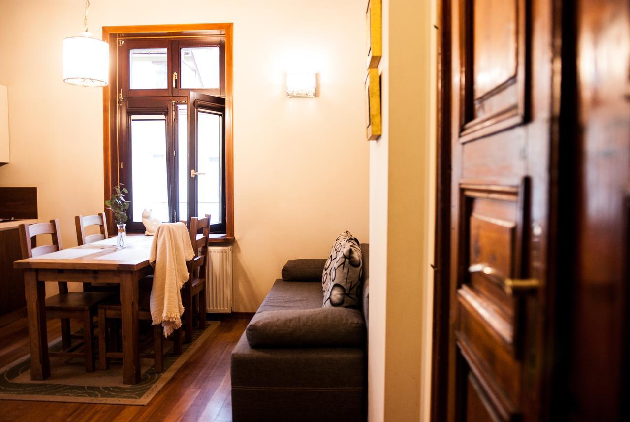 Gimnazjalna 5 - Apartamenty I Pokoje W Centrum Zakopanego Esterno foto