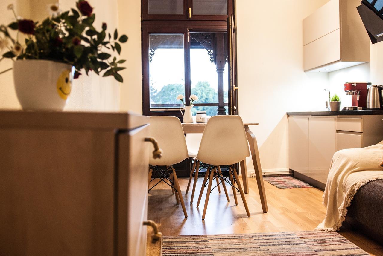 Gimnazjalna 5 - Apartamenty I Pokoje W Centrum Zakopanego Esterno foto