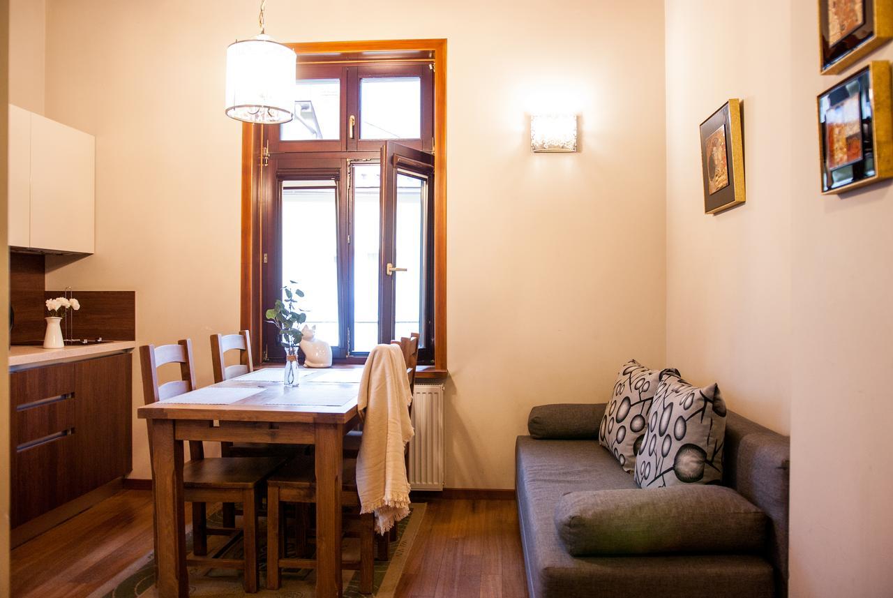 Gimnazjalna 5 - Apartamenty I Pokoje W Centrum Zakopanego Esterno foto