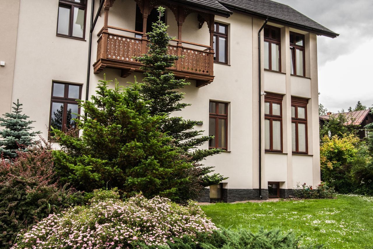 Gimnazjalna 5 - Apartamenty I Pokoje W Centrum Zakopanego Esterno foto