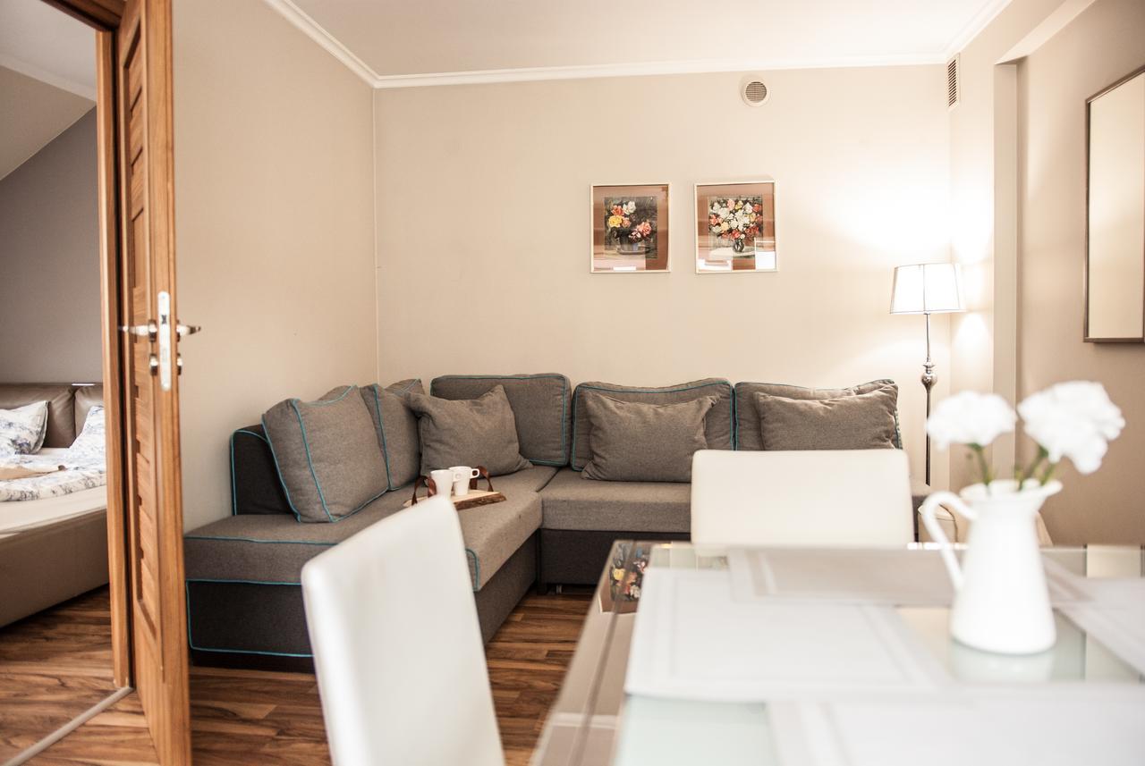 Gimnazjalna 5 - Apartamenty I Pokoje W Centrum Zakopanego Esterno foto