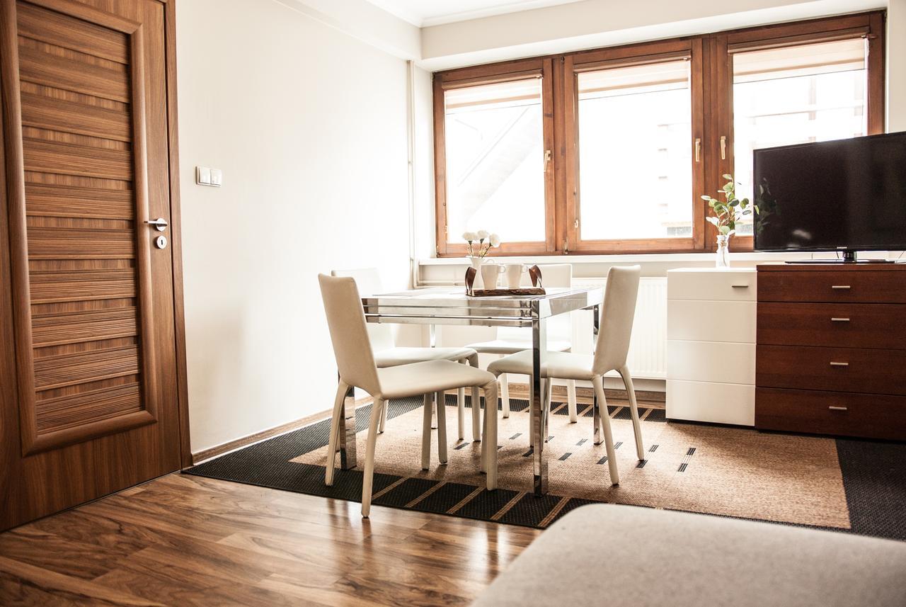 Gimnazjalna 5 - Apartamenty I Pokoje W Centrum Zakopanego Esterno foto