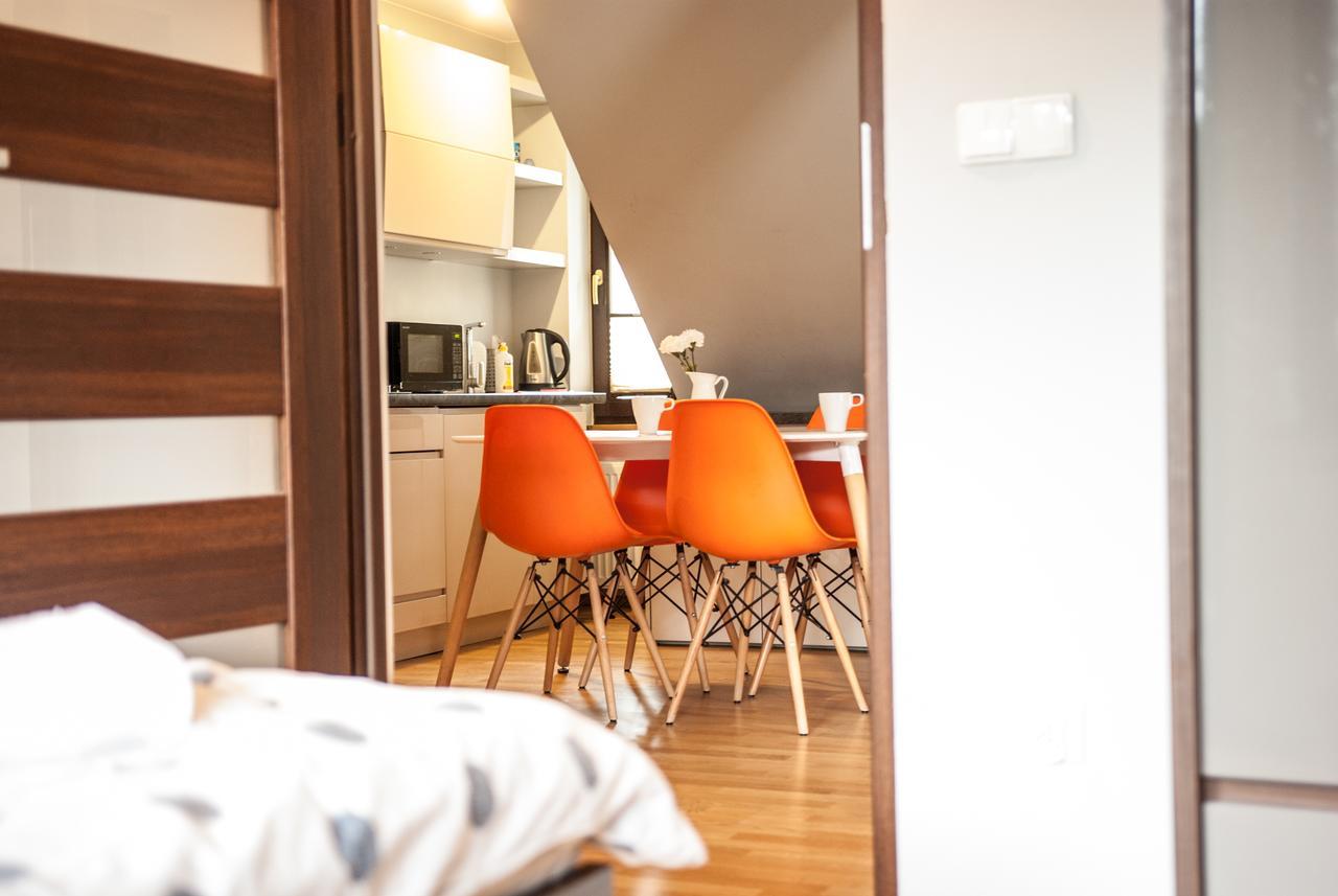 Gimnazjalna 5 - Apartamenty I Pokoje W Centrum Zakopanego Esterno foto