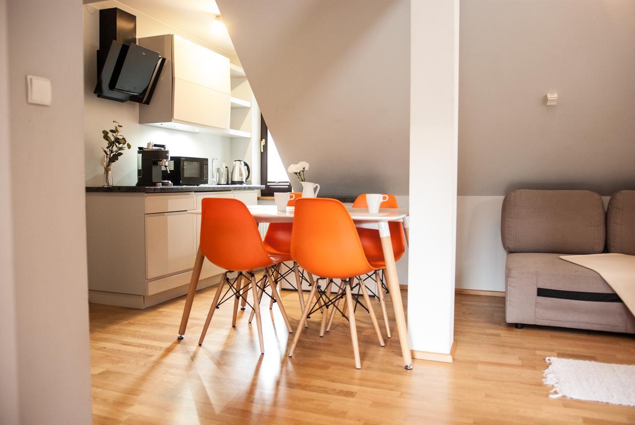 Gimnazjalna 5 - Apartamenty I Pokoje W Centrum Zakopanego Esterno foto